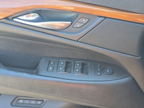 Used 2017 Cadillac Escalade Premium Luxury AWD/4WD image 26