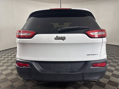 Used 2016 Jeep Cherokee Sport w/ Cold Weather Group image 21