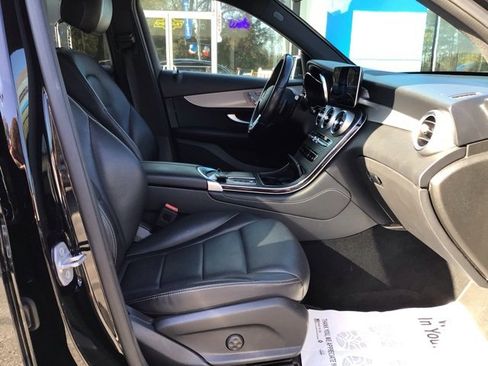 Used 2021 Mercedes-Benz GLC 300 GLC 300 image 18