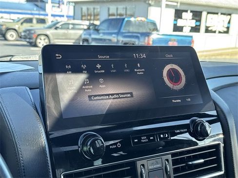 Used 2023 Nissan Armada SL w/ Midnight Edition Package image 19