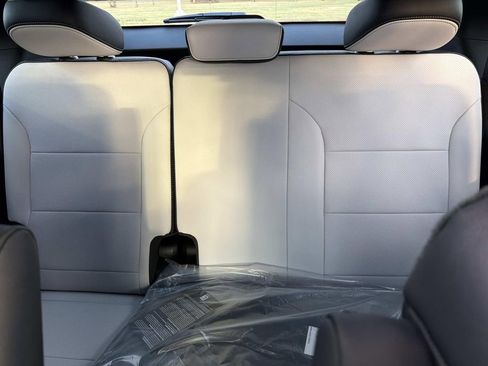 New 2026 Chevrolet Traverse High Country w/ LPO, Floor Liner Package image 24
