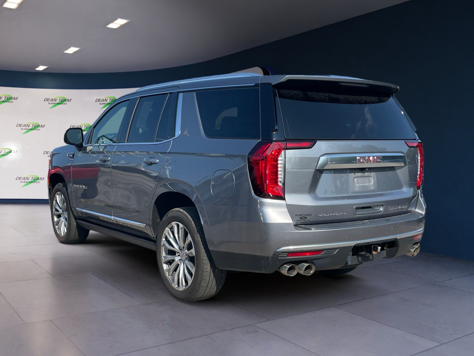 Used 2022 GMC Yukon Denali AWD/4WD image 4
