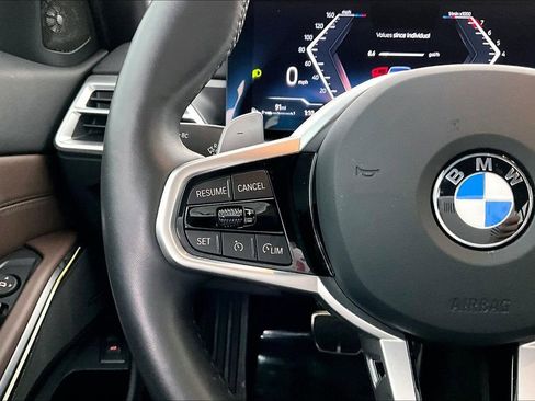 Used 2025 BMW 330i Sedan w/ M Sport Package image 25