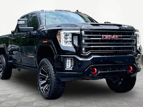 Used 2022 GMC Sierra 2500 AT4 w/ AT4 Preferred Package AWD/4WD image 2