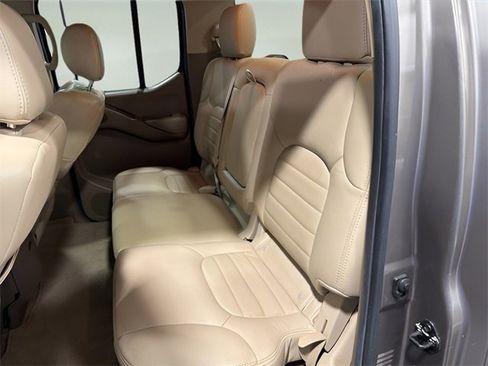 Used 2005 Nissan Frontier LE w/ (H03) Rockford Fosgate Pkg image 28