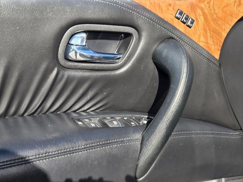 Certified 2024 Nissan Armada SL w/ Captain's Chairs Package image 13