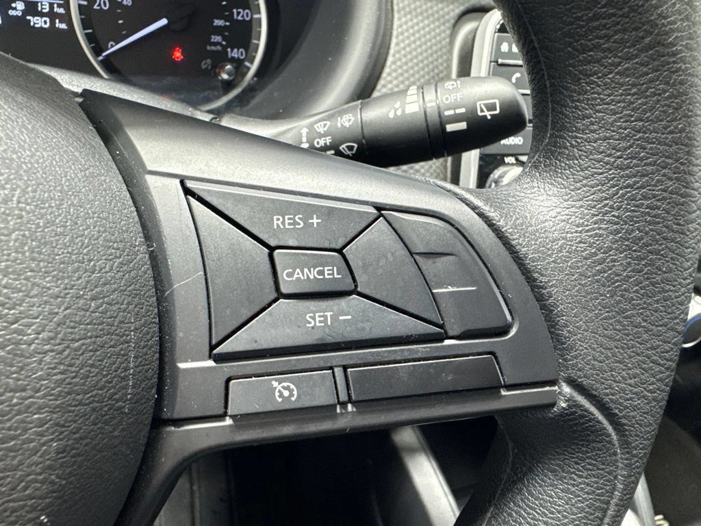 Used 2025 Nissan Kicks Play S FWD image 6