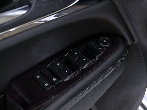 Used 2017 Buick Enclave Leather FWD image 21