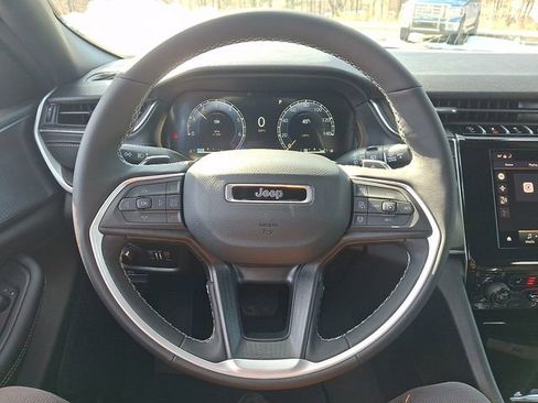 New 2026 Jeep Grand Cherokee Laredo X image 9