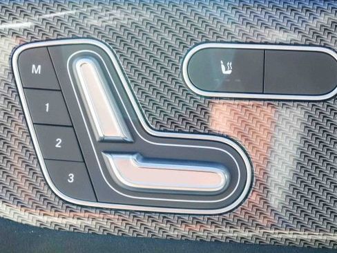 New 2026 Mercedes-Benz GLA 250 4MATIC image 21