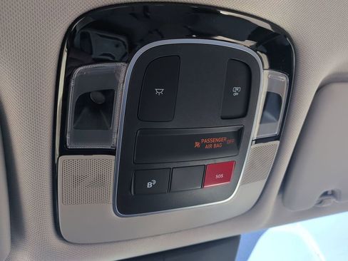 New 2026 Hyundai Tucson SE image 22