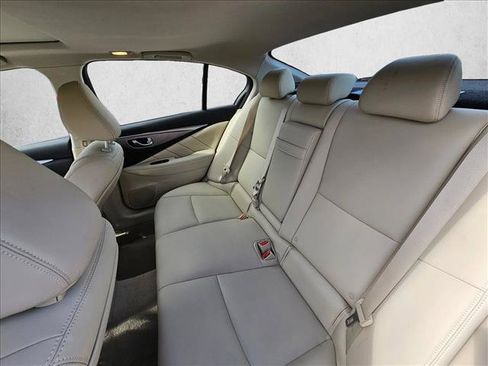 Used 2015 INFINITI Q50 Premium w/ Navigation Package RWD image 11