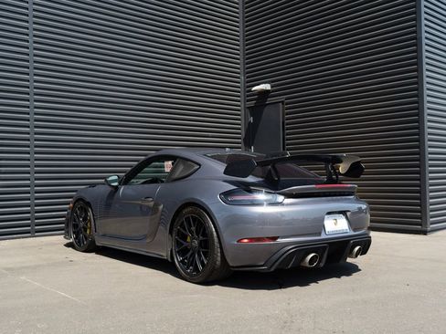 Used 2023 Porsche 718 Cayman GT4 RS image 3
