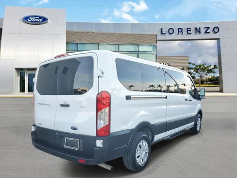 Used 2023 Ford Transit 350 XLT image 5
