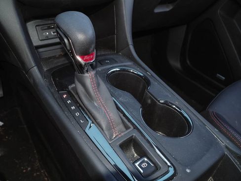 Used 2023 Chevrolet Equinox RS w/ RS Leather Package FWD image 10
