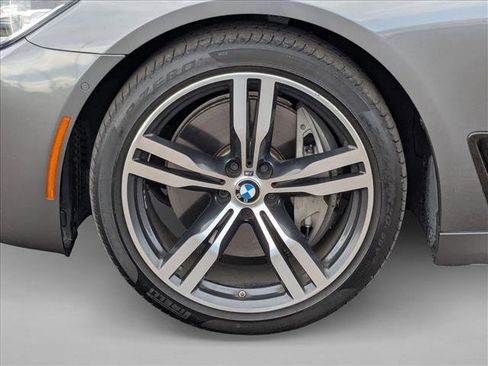 Used 2018 BMW 750i 750i image 26