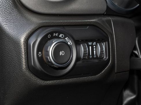 Used 2022 Jeep Wrangler Unlimited Sport AWD/4WD image 26