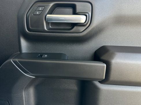 Certified 2025 GMC Sierra 1500 Pro w/ Convenience Package image 18