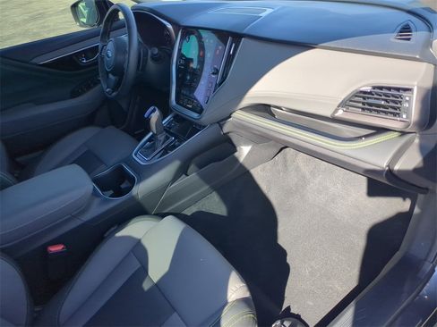 Used 2025 Subaru Outback Onyx Edition XT image 12