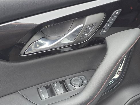 Certified 2023 Chevrolet Blazer RS w/ Driver Confidence II Package image 38