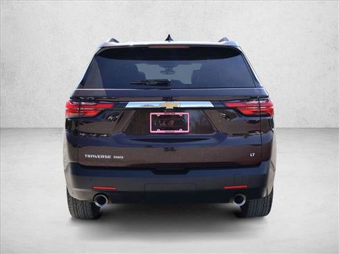 Used 2022 Chevrolet Traverse LT w/ LT Premium Package AWD/4WD image 7