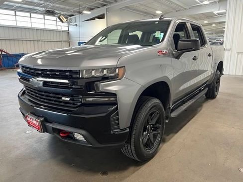 Used 2022 Chevrolet Silverado 1500 LT Trail Boss w/ LPO, Dark Essentials Package AWD/4WD image 7