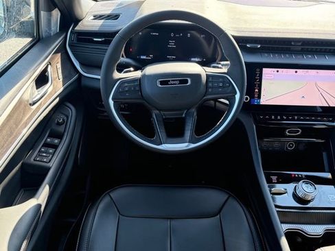 New 2026 Jeep Grand Cherokee Limited image 31