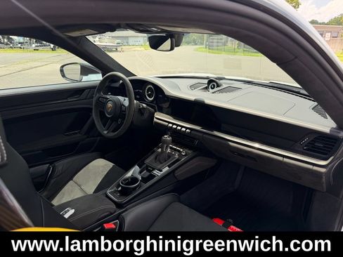 Used 2022 Porsche 911 GT3 RWD image 25
