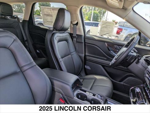 New 2025 Lincoln Corsair FWD w/ Equipment Group 101A image 14