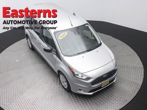 Used 2022 Ford Transit Connect XLT FWD image 3