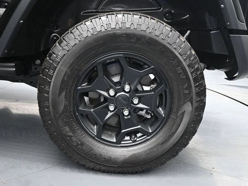 Used 2023 Jeep Wrangler Unlimited Rubicon 4xe AWD/4WD image 22