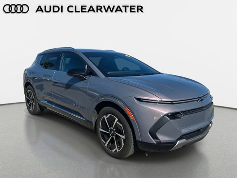 Used 2024 Chevrolet Equinox EV LT w/ LPO, Blackout Package image 4