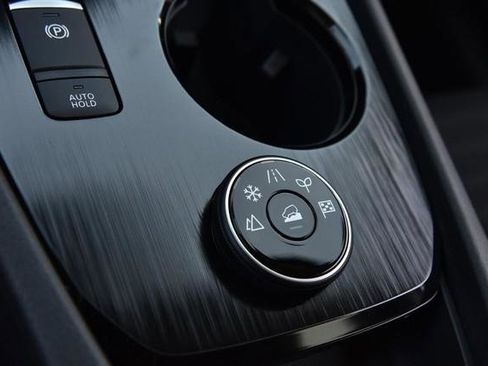 New 2026 Nissan Rogue SV image 20