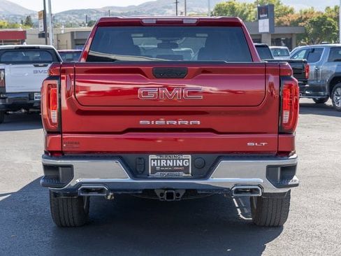 Certified 2022 GMC Sierra 1500 SLT w/ X31 Off-Road Package image 4
