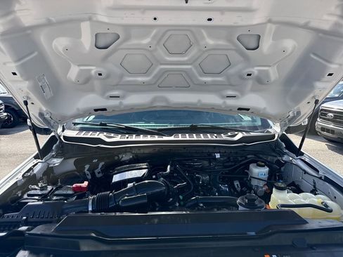 Used 2024 Ford F250 Lariat w/ Chrome Package image 33