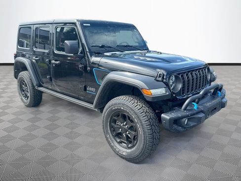 Certified 2023 Jeep Wrangler Unlimited Rubicon 4xe AWD/4WD image 4