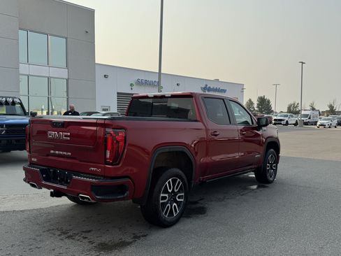 Used 2025 GMC Sierra 1500 AT4 w/ AT4 Premium Package AWD/4WD image 3