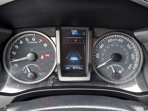 Used 2021 Toyota Tacoma TRD Pro AWD/4WD image 23
