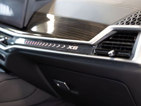Used 2025 BMW X6 xDrive40i AWD/4WD image 88