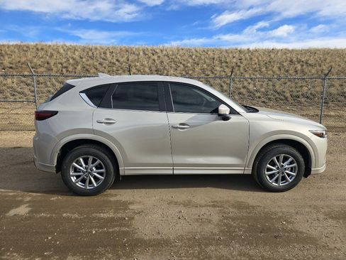 Used 2025 MAZDA CX-5 AWD 2.5 S w/ Preferred Package image 6
