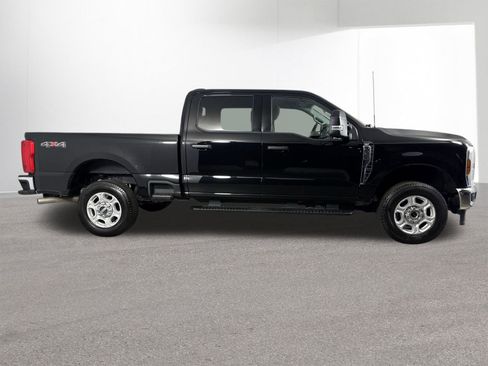 Used 2025 Ford F250 XLT image 34