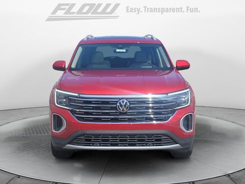 New 2025 Volkswagen Atlas SEL image 2