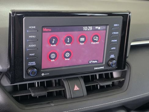 Used 2022 Toyota RAV4 XLE w/ Convenience Package AWD/4WD image 16