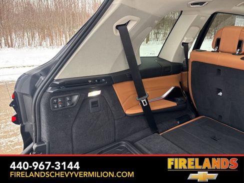 Used 2024 BMW X7 xDrive40i w/ Premium Package image 59