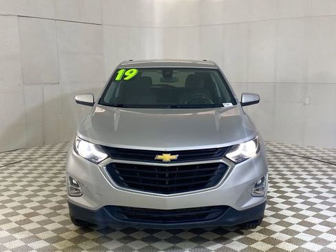 Used 2019 Chevrolet Equinox LT w/ Driver Convenience Package image 21