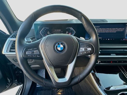 Used 2024 BMW X5 xDrive50e w/ Premium Package image 10