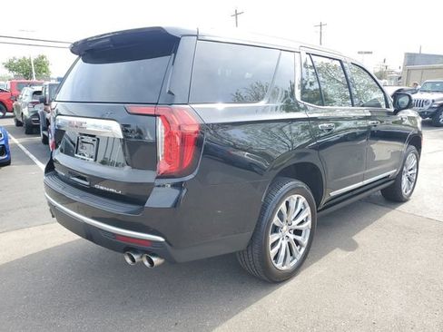 Used 2024 GMC Yukon Denali w/ Denali Reserve Package AWD/4WD image 4