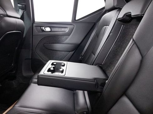 Certified 2026 Volvo XC40 B5 Plus w/ Protection Package Premier AWD/4WD image 19