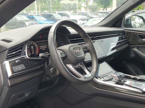 Used 2021 Audi Q8 Premium Plus w/ Premium Plus Package AWD/4WD image 10