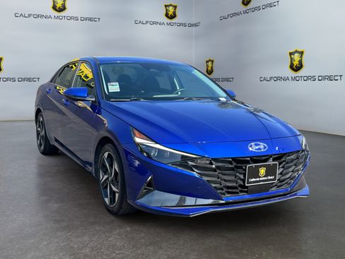 Used 2022 Hyundai Elantra Limited FWD image 7